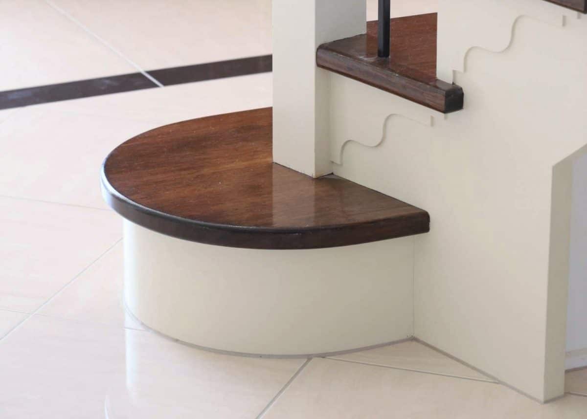 Picture of Bullnose Stair Treads Outdoor - Grid Heavy-Duty Non-Slip Stair Mats ...